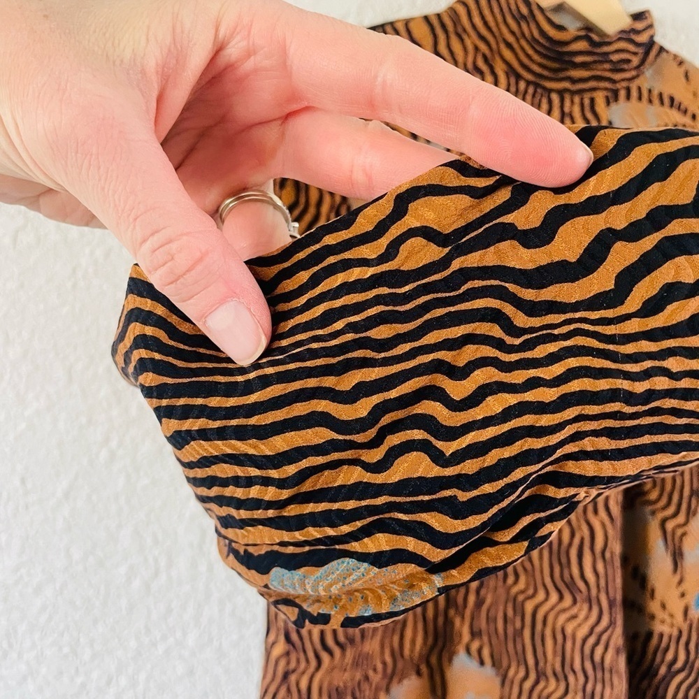 Vintage Julie Francis Silk Mockneck Blouse - Picture 12 of 12
